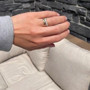 Lisa Gozlan ring RN002